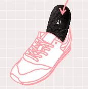 シューズに入れてフィット感を確認。